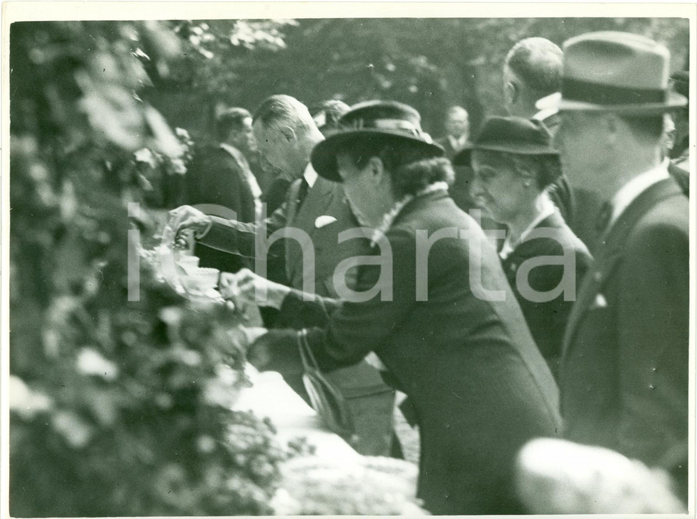 Fotografia d epoca originale 1937 MILANO PodestÃ  Guido PESENTI alla Sagra dell UVA Fotografia 1