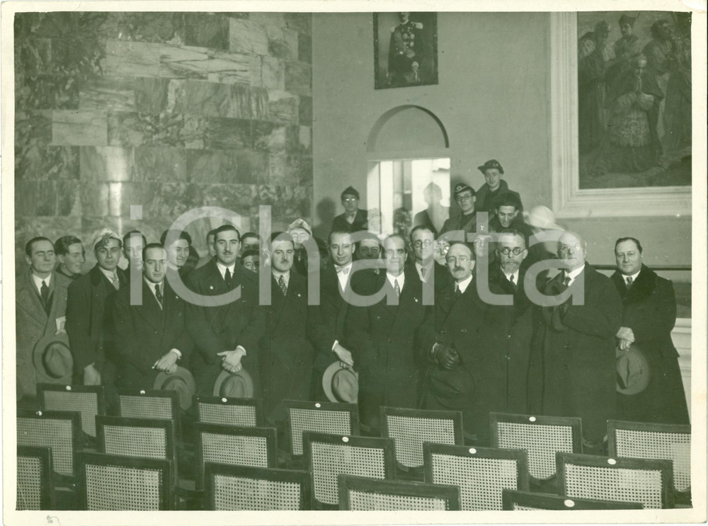 Fotografia d epoca originale 1930 MILANO Studenti argentini visitano UniversitÃ  Cattolica FOTOGRAFIA 1
