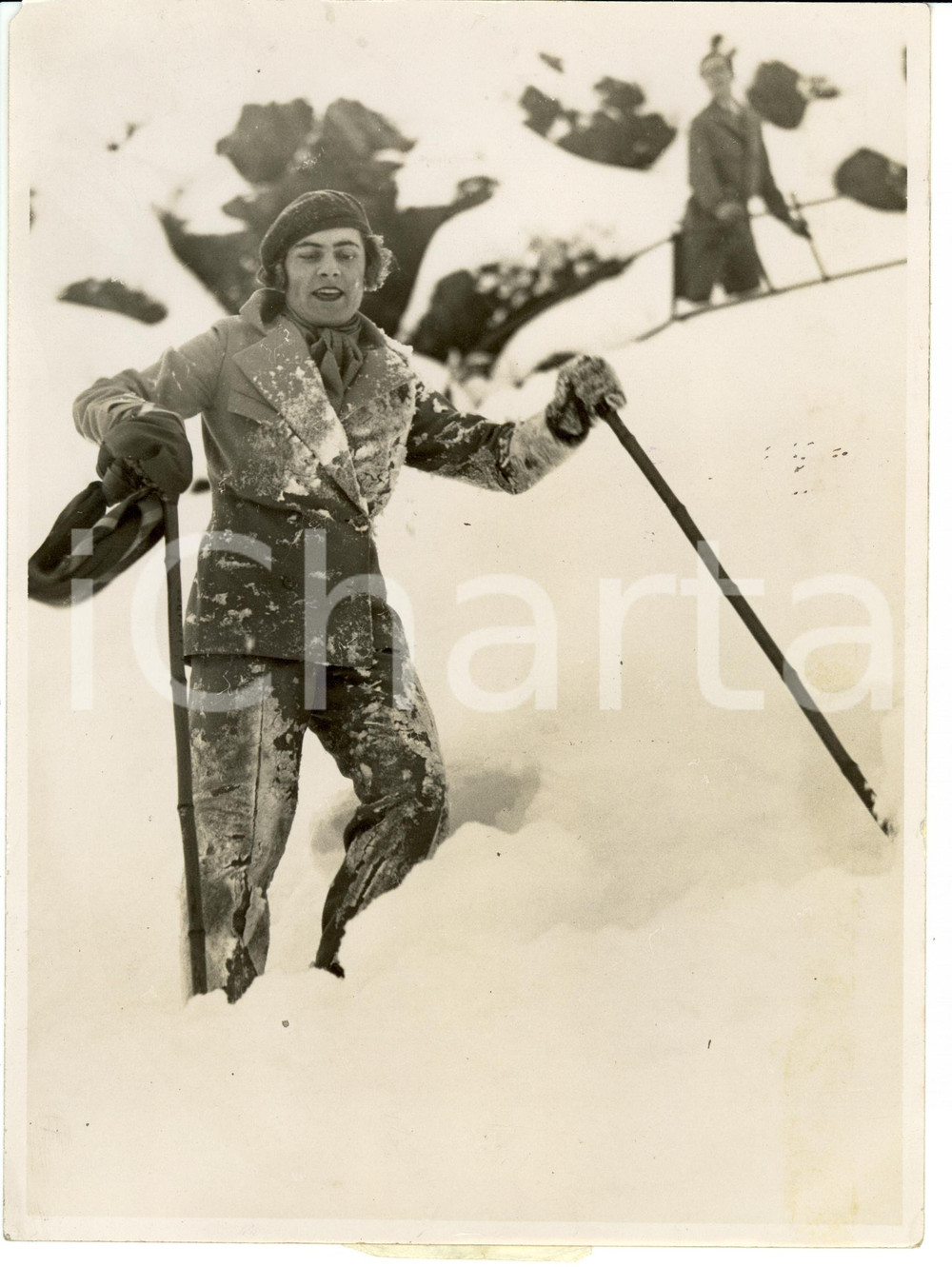 Fotografia d epoca originale 1935 ca ST. MORITZ Tennista Lili de ALVAREZ si esibisce nello sci Foto 14x20 1