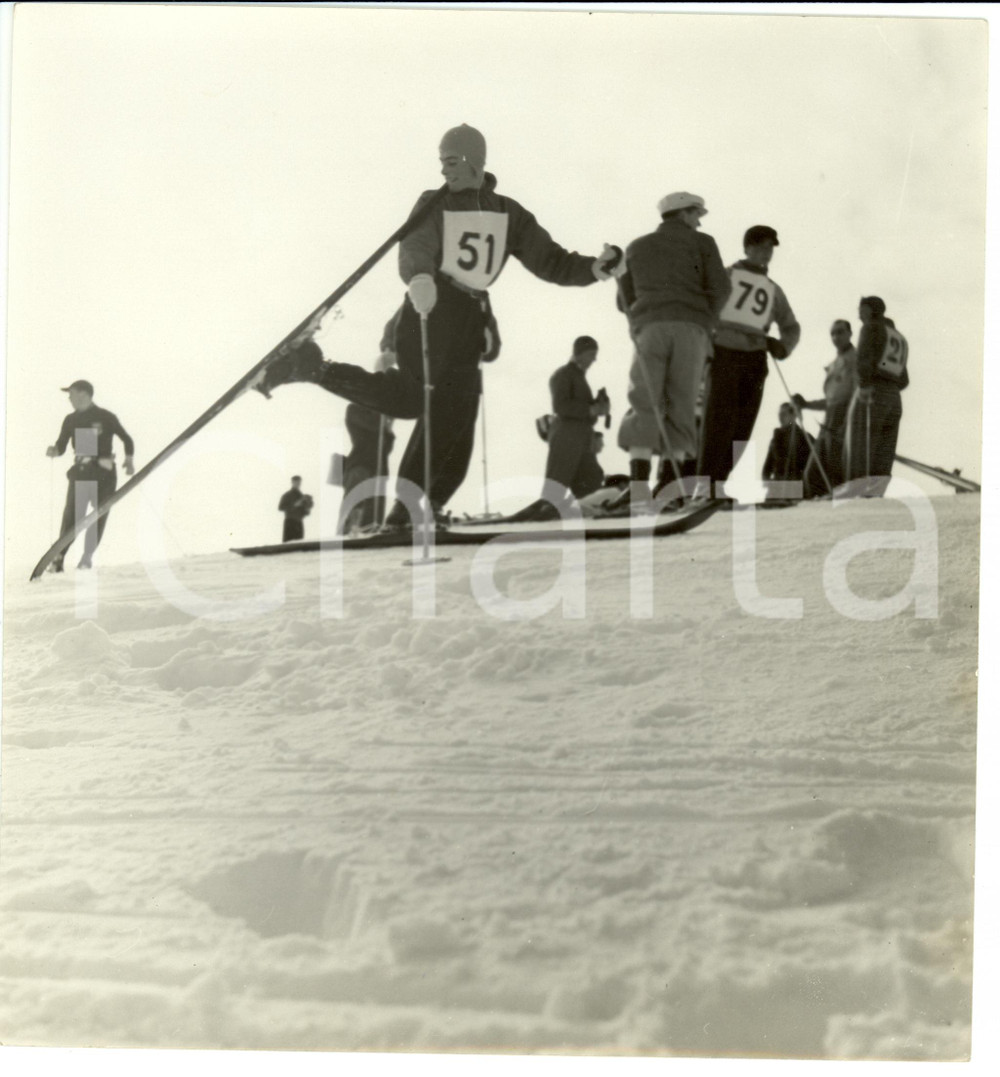 Fotografia d epoca originale 1940 ca SCI CORTINA ? Sciatori in allenamento Foto Raimondo NICCOLINI 17x18 1