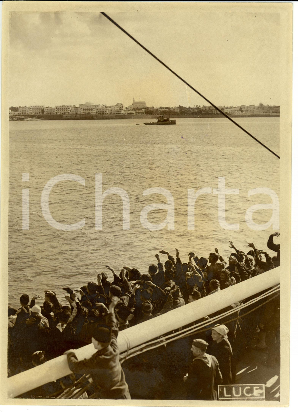 Fotografia d epoca originale 1938 TRIPOLI LIBIA Arrivo di 20.000 coloni italiani Foto ISTITUTO LUCE 1