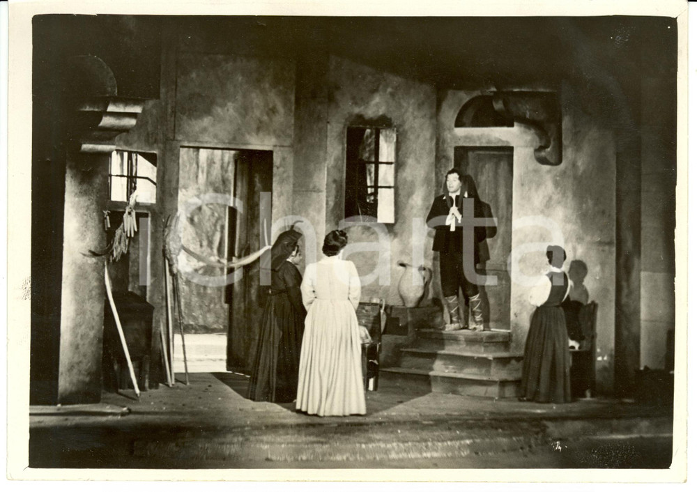 Fotografia d epoca originale 1938 ERBA TEATRO LICINIUM Regista Guido SALVINI  La figlia di Iorio Foto 1