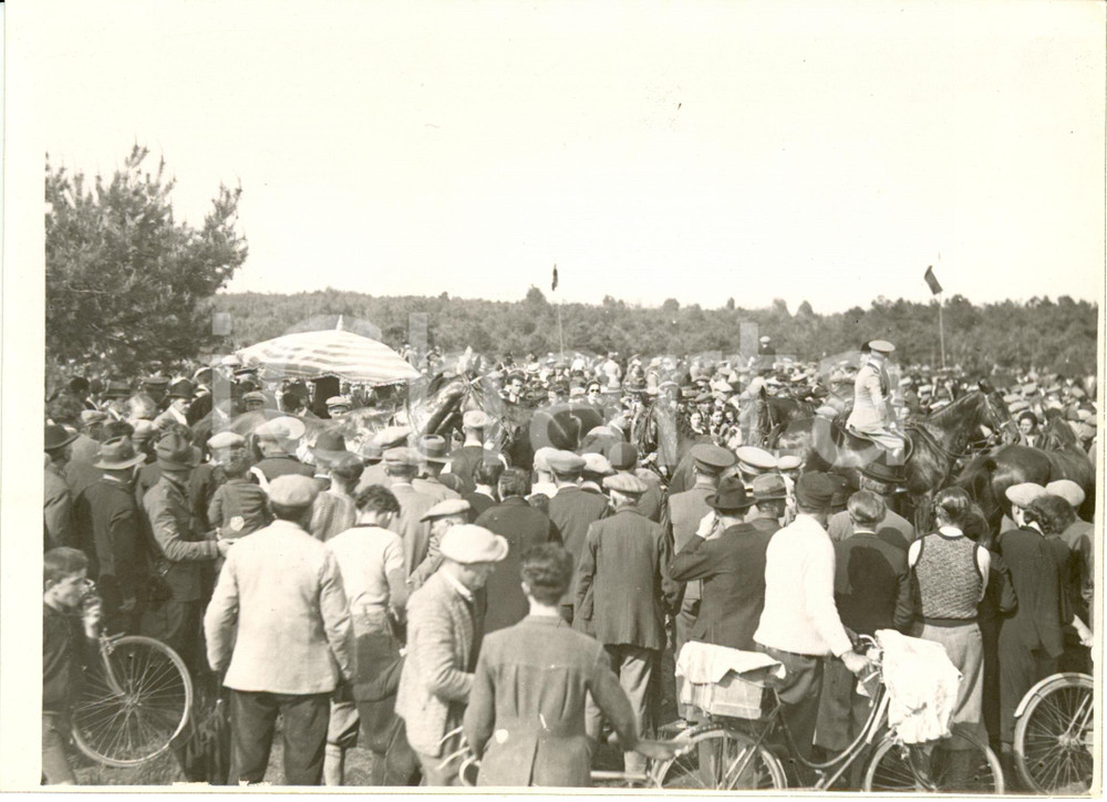 Fotografia d epoca originale 1934 SOMMA LOMBARDO VA IPPICA Competizioni SocietÃ  CACCIA A CAVALLO Foto 1