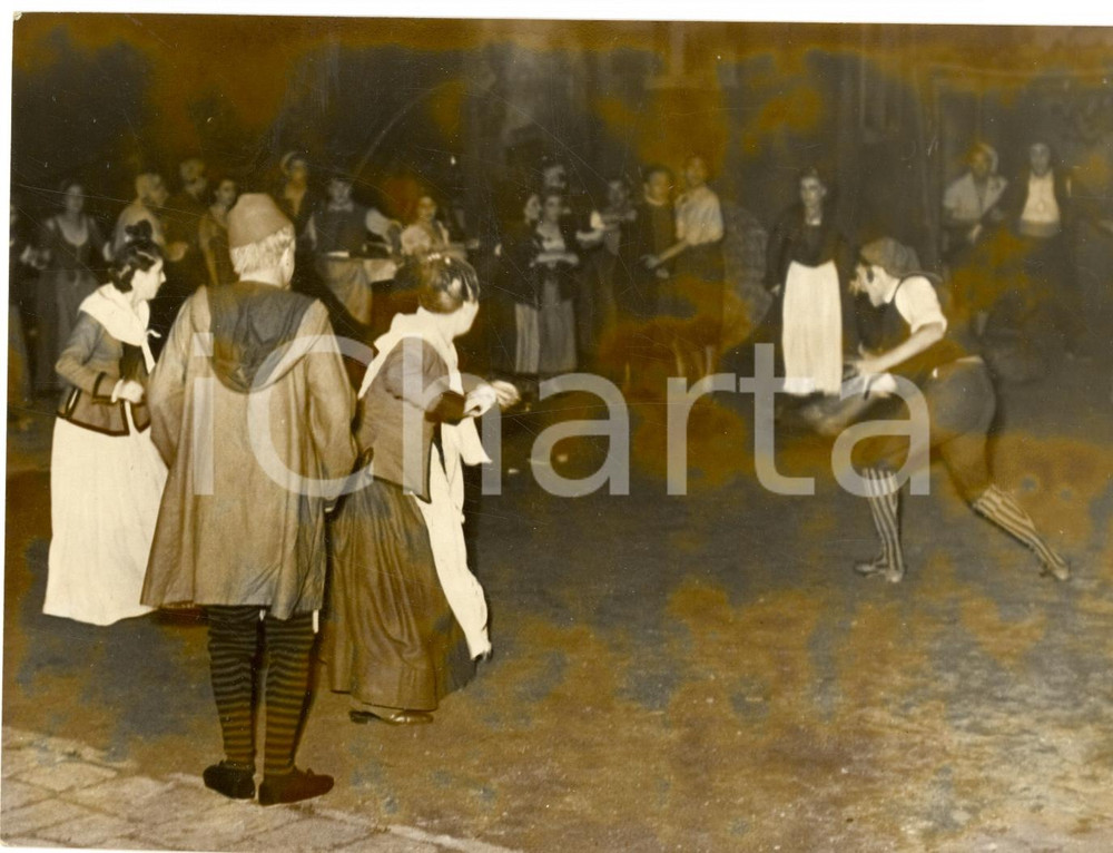 Fotografia d epoca originale 1937 VENEZIA TEATRO La prima delle  Baruffe chiozzotte  Foto DANNEGGIATA 1