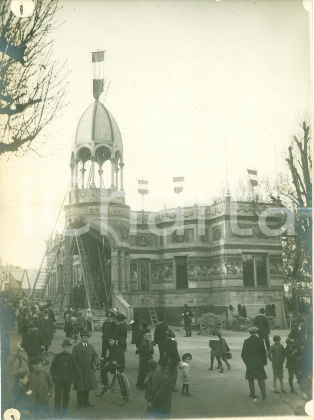 Fotografia d epoca originale 1913 MILANO Costruzione Padiglione Fiera PORTA VENEZIA Foto RIPRODUZIONE COEVA 1