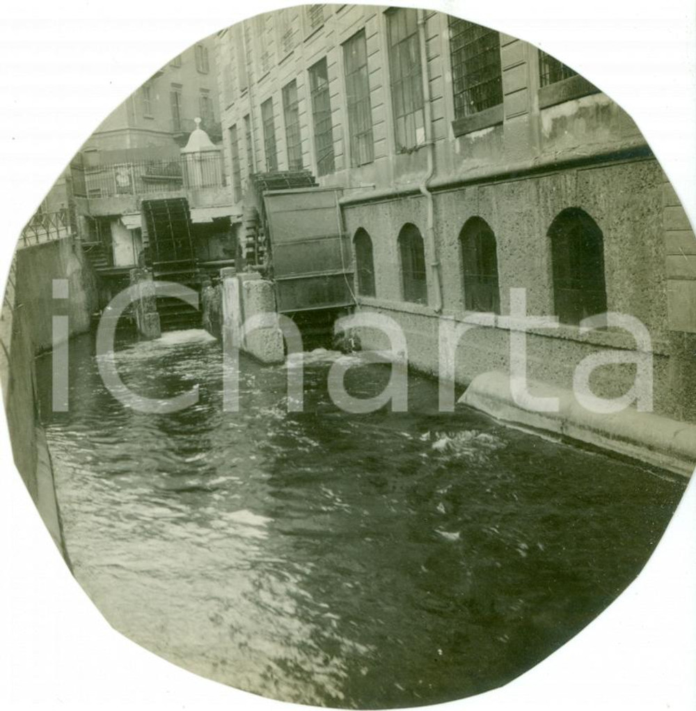 Fotografia d epoca originale 1920 ca MILANO Mulino ad acqua naviglio VIA SANTA CROCE Fotografia RIFILATA 1
