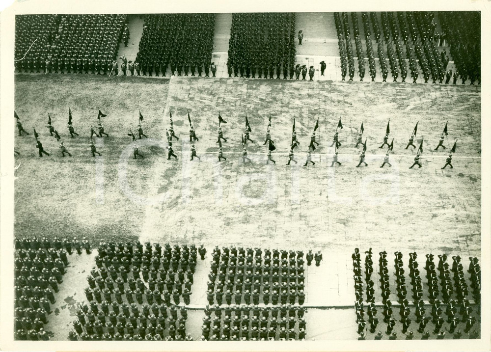 Fotografia d epoca originale 1938 ROMA Corteo 200 Bandiere da MOLE ADRIANA a Museo del RISORGIMENTO Foto 1