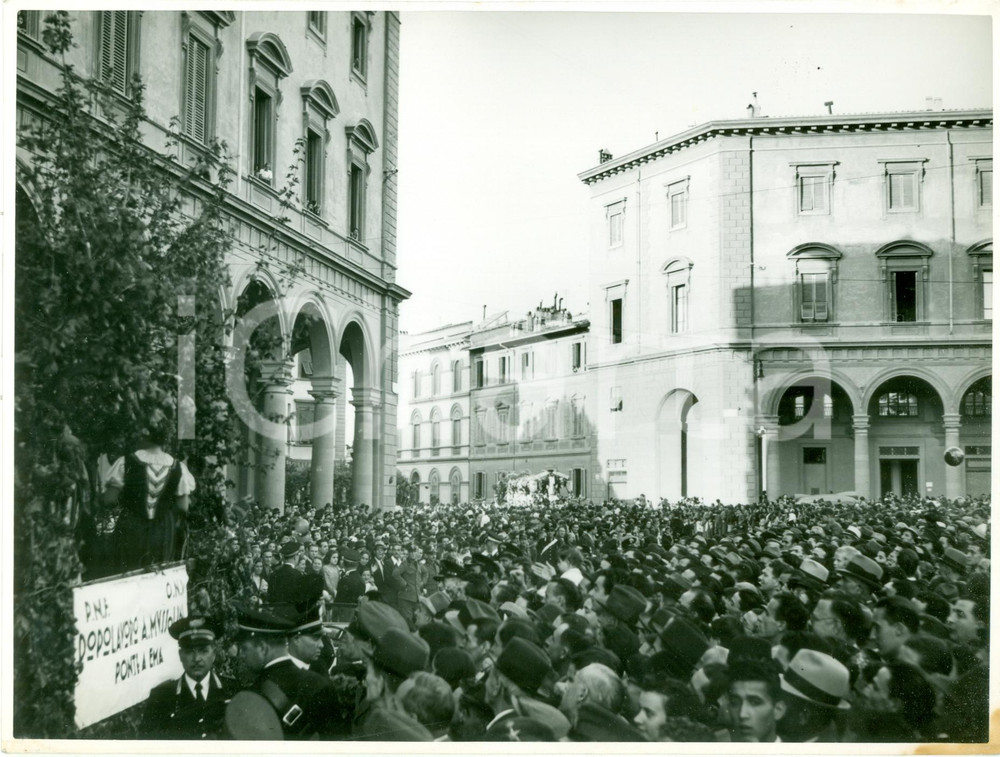 Fotografia d epoca originale 1938 FIRENZE Carro vendemmia Dopolavoro PONTE A EMA Festa dell Uva Fotografia 1