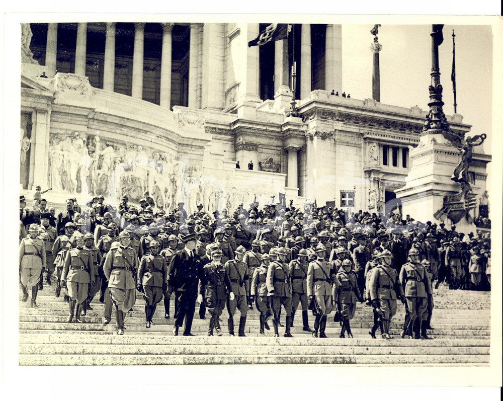 Fotografia d epoca originale 1932 ROMA Vittorio Emanuele III Principe Umberto Emilio DE BONO al Milite Ignoto 1