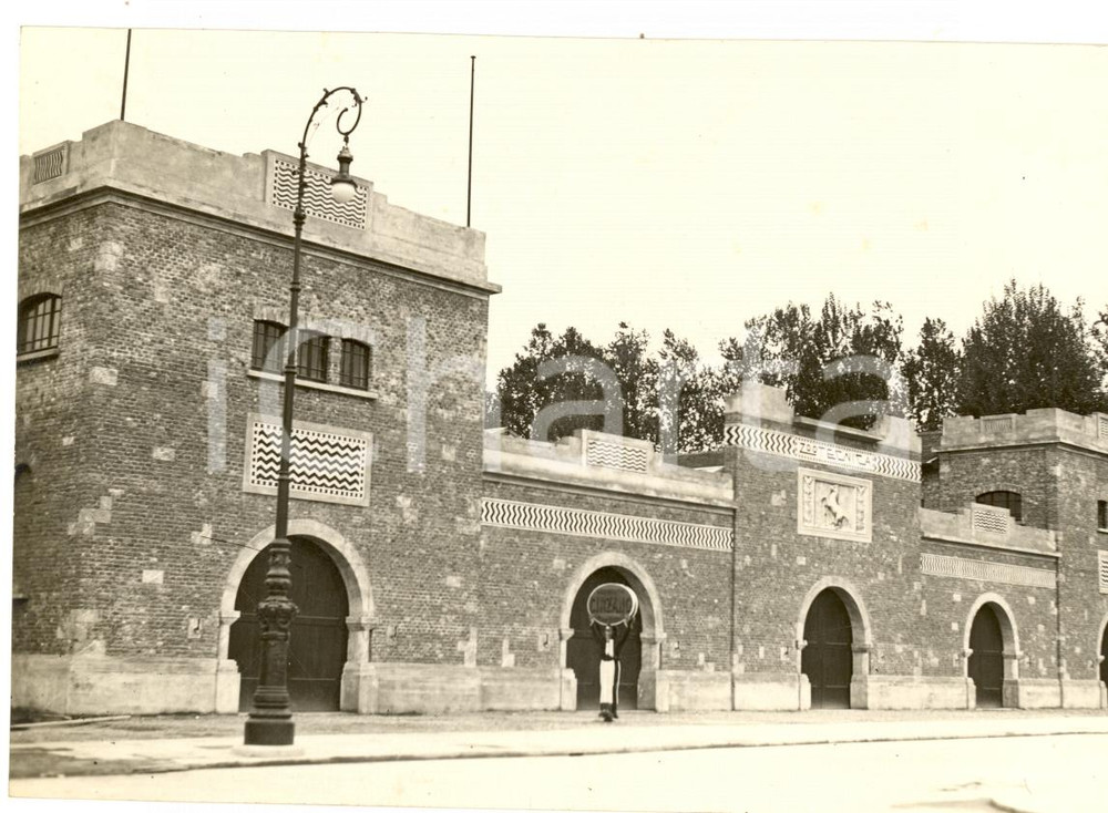 Fotografia d epoca originale 1928 MILANO Fiera Campionaria  Padiglione ZOOTECNICA e pubblicitÃ  CINZANO Foto 1