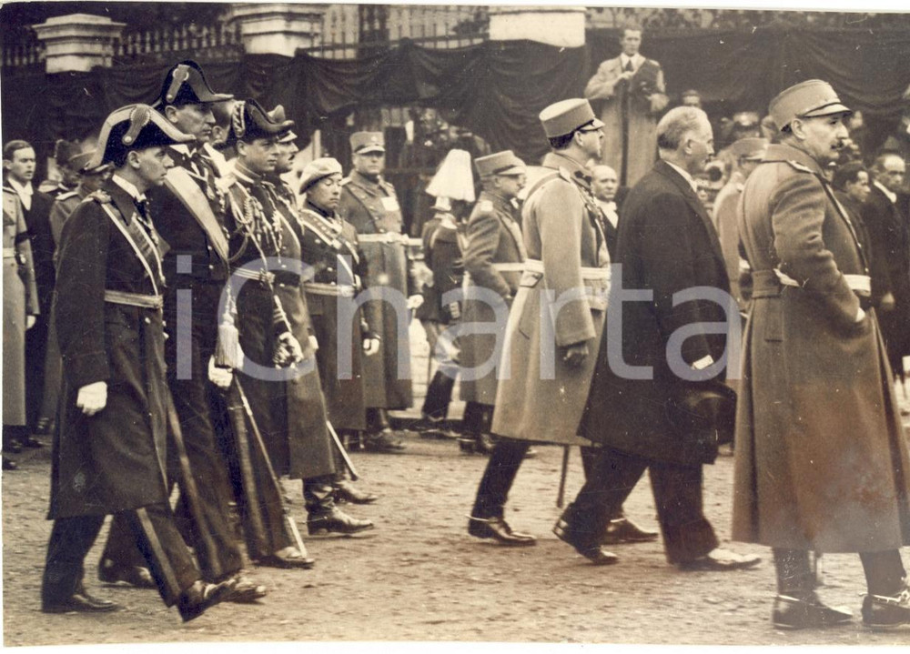 Fotografia d epoca originale 1934 BELGRADO SERBIA Duca di SPOLETO ai funerali di re ALESSANDRO I Foto 1