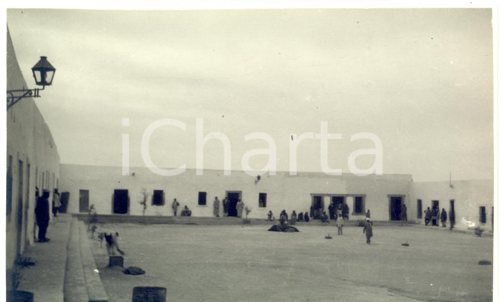 Fotografia d epoca originale 1932 BREGA LIBIA Veduta della Piazza del Mercato Foto ANIMATA 1