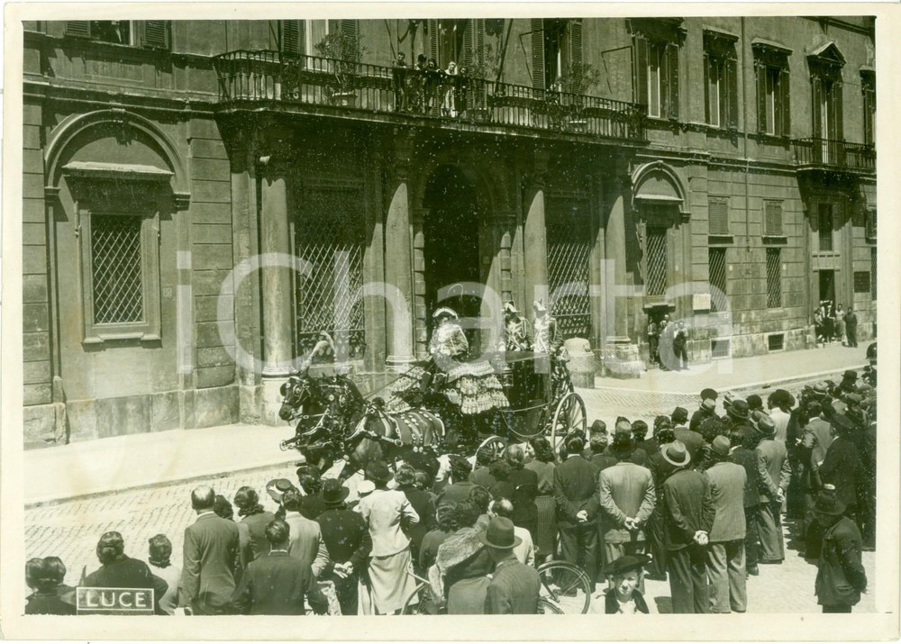 Fotografia d epoca originale 1939 ROMA Pompeo Ildebrando PINTO ACIOLY ambasciatore BRASILE arriva in carrozza 1