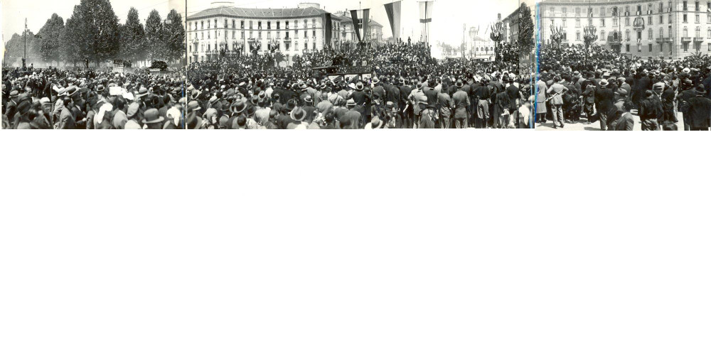Fotografia d epoca originale 1933 MILANO Adunata Fascio Giovanile CELERE Piazza Giulio cesare Foto QUADRUPLA 1