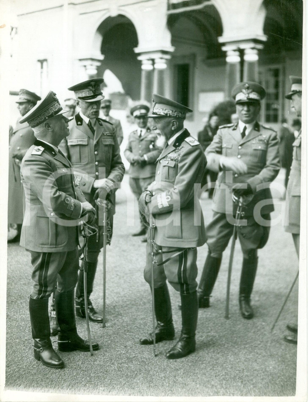 Fotografia d epoca originale 1938 MILANO Emilio DE BONO Alberto PARIANI trasporto Bandiera a Scuola Militare 1