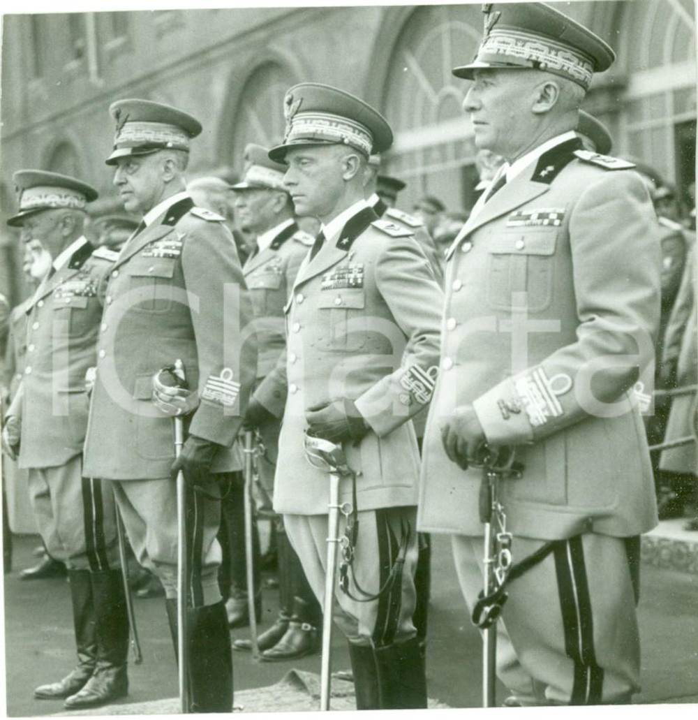 Fotografia d epoca originale 1938 MILANO Duca di BERGAMO Alberto PARIANI cerimonia bandiera Scuola Militare 1