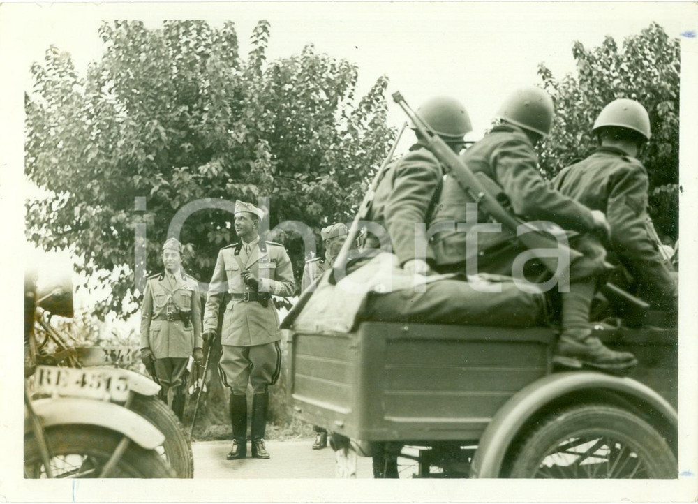 Fotografia d epoca originale 1939 MONCALIERI TO Principe UMBERTO II avanzata squadra azzurra Grandi Manovre 1