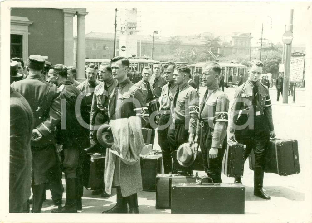 Fotografia d epoca originale 1938 ROMA Studenti tedeschi in trasferta per congresso di chimica FOTOGRAFIA 1