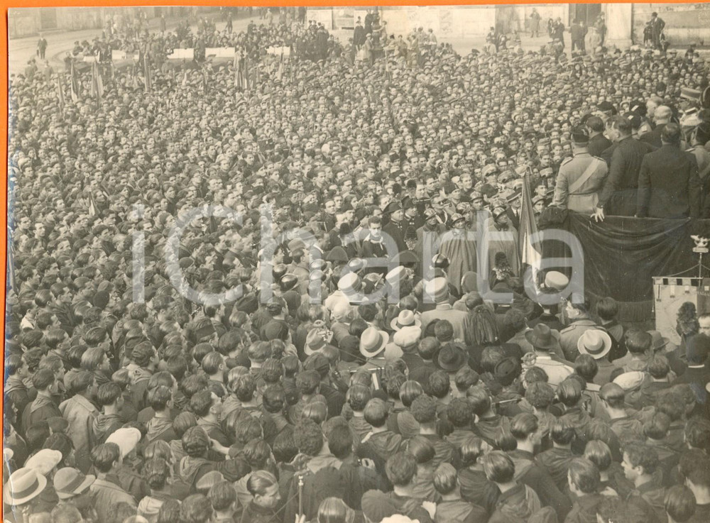 Fotografia d epoca originale 1930 ROMA Piazza POPOLO Combattenti e camicie nere a comizio di Angelo MANARESI 1