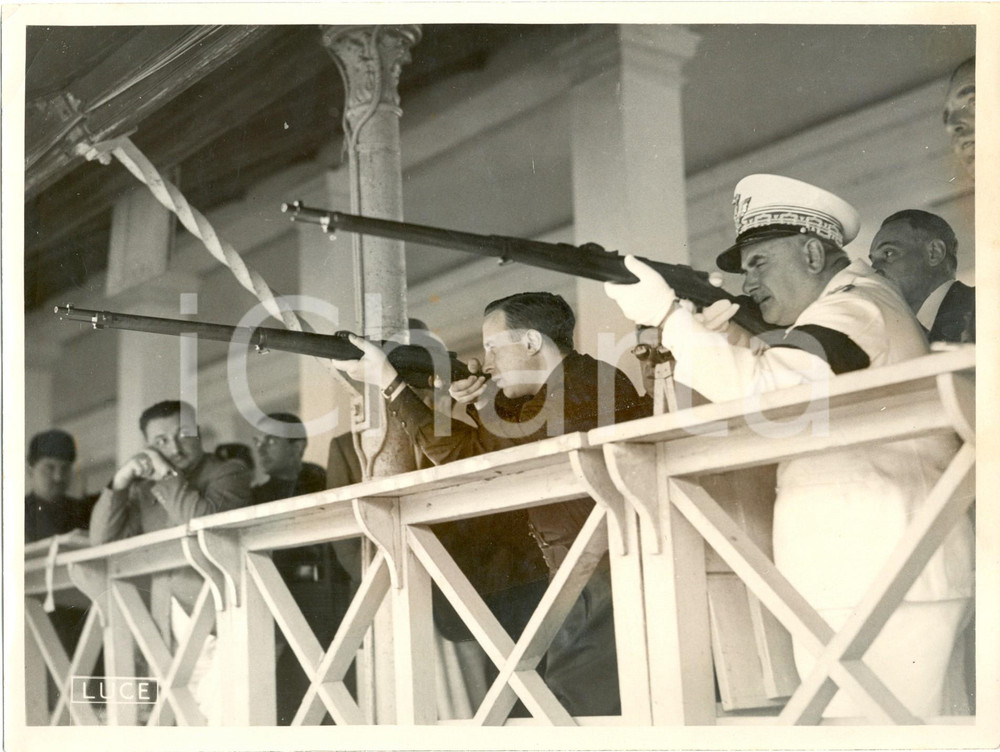 Fotografia d epoca originale 1936 ROMA FARNESINA Federico BAISTROCCHI Adelchi SERENA inaugurano gare di tiro 1