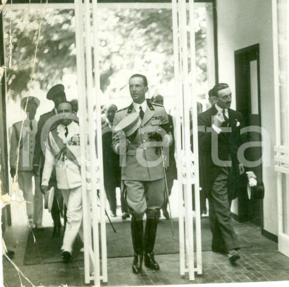 Fotografia d epoca originale 1934 MILANO Principe UMBERTO II visita Mostra Aeronautica Foto DANNEGGIATA 1