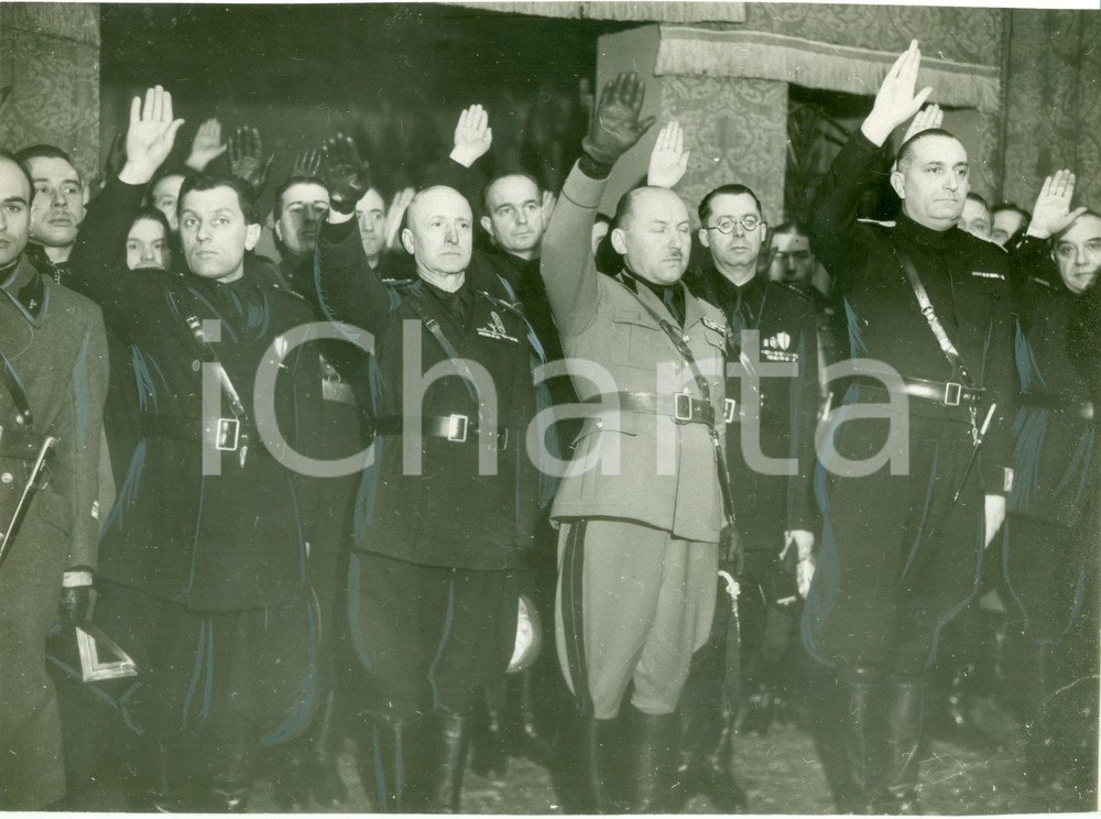Fotografia d epoca originale 1935 ca MILANO Rino PARENTI Annuale della MILIZIA VOLONTARIA SICUREZZA NAZIONALE 1