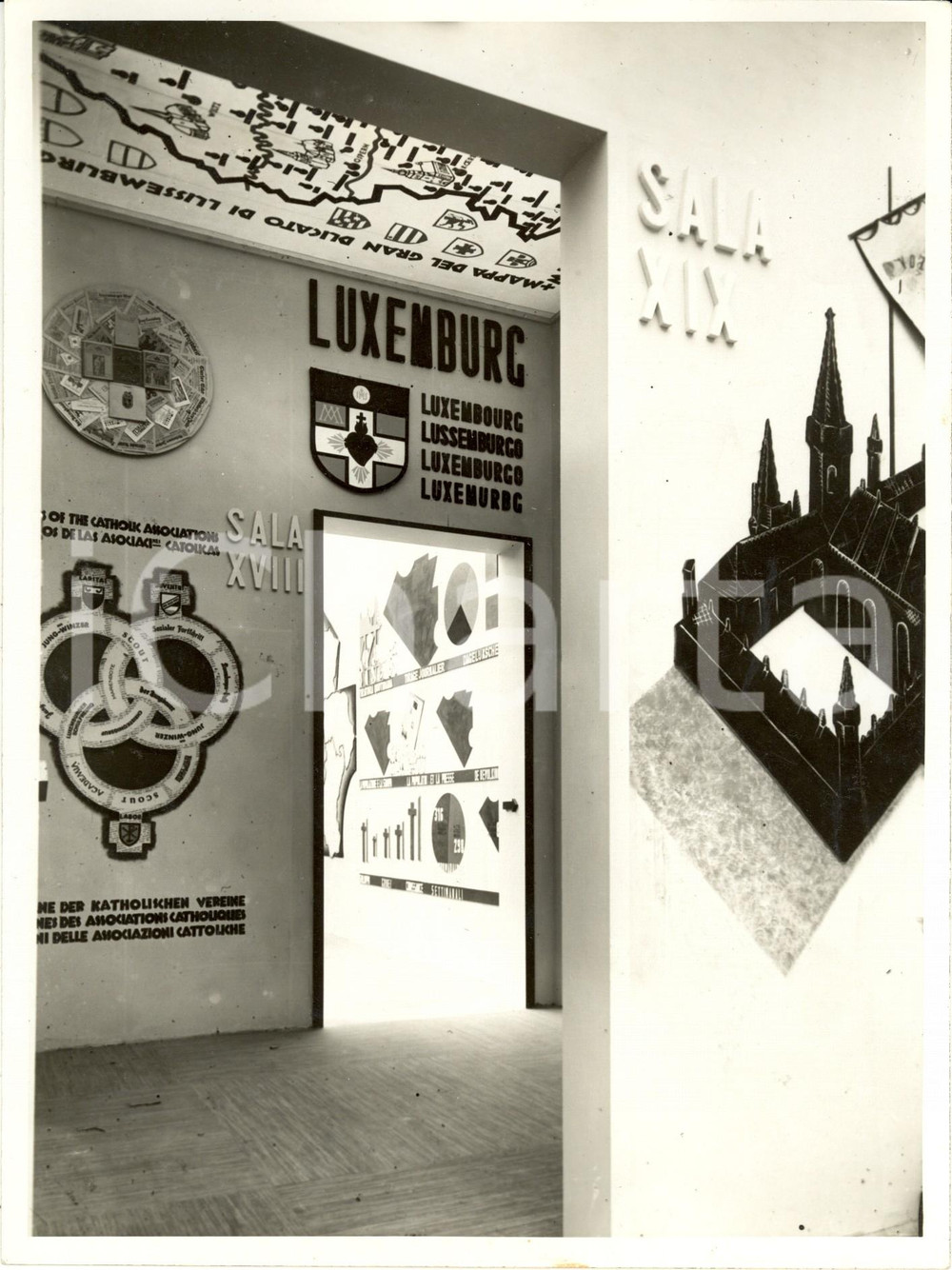 Fotografia d epoca originale 1936 VATICANO Esposizione Stampa Cattolica Particolari Sala del LUSSEMBURGO 1