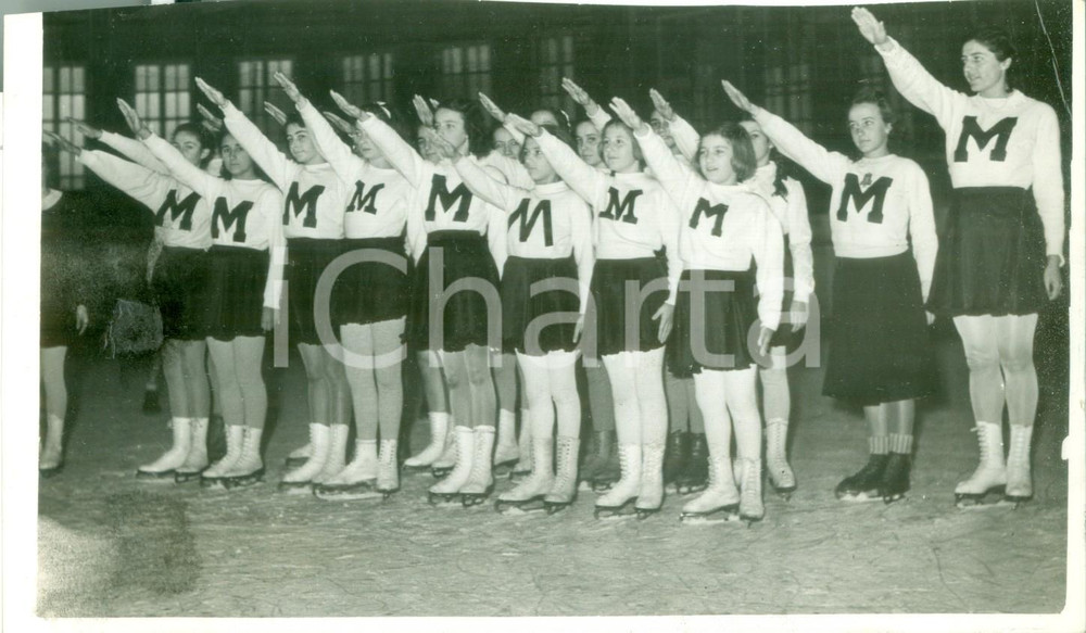 Fotografia d epoca originale 1938 MILANO Bambine della squadra di pattinaggio femminile Fotografia 1