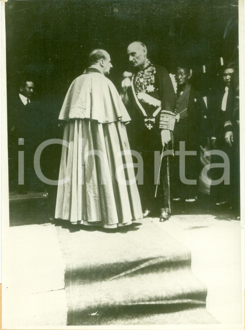 Fotografia d epoca originale 1929 TOKYO JAPAN Ambasciatore Pompeo ALOISI con nunzio apostolico GIORDINI 1