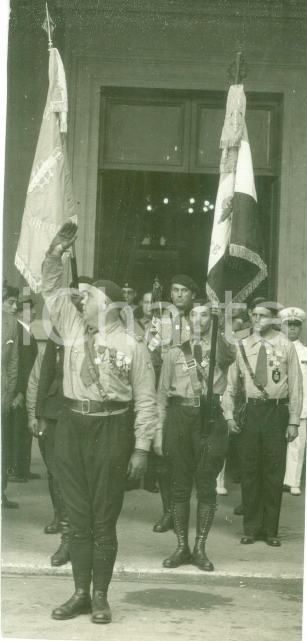 Fotografia d epoca originale 1935 GENOVA Ufficiali franchisti in visita ufficiale Fotografia 1