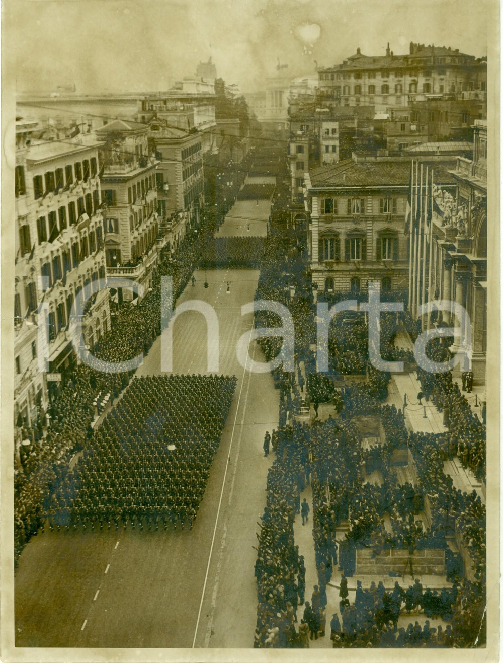 Fotografia d epoca originale 1939 ROMA La parata degli schieramenti della MVSN Fotografia DANNEGGIATA 1