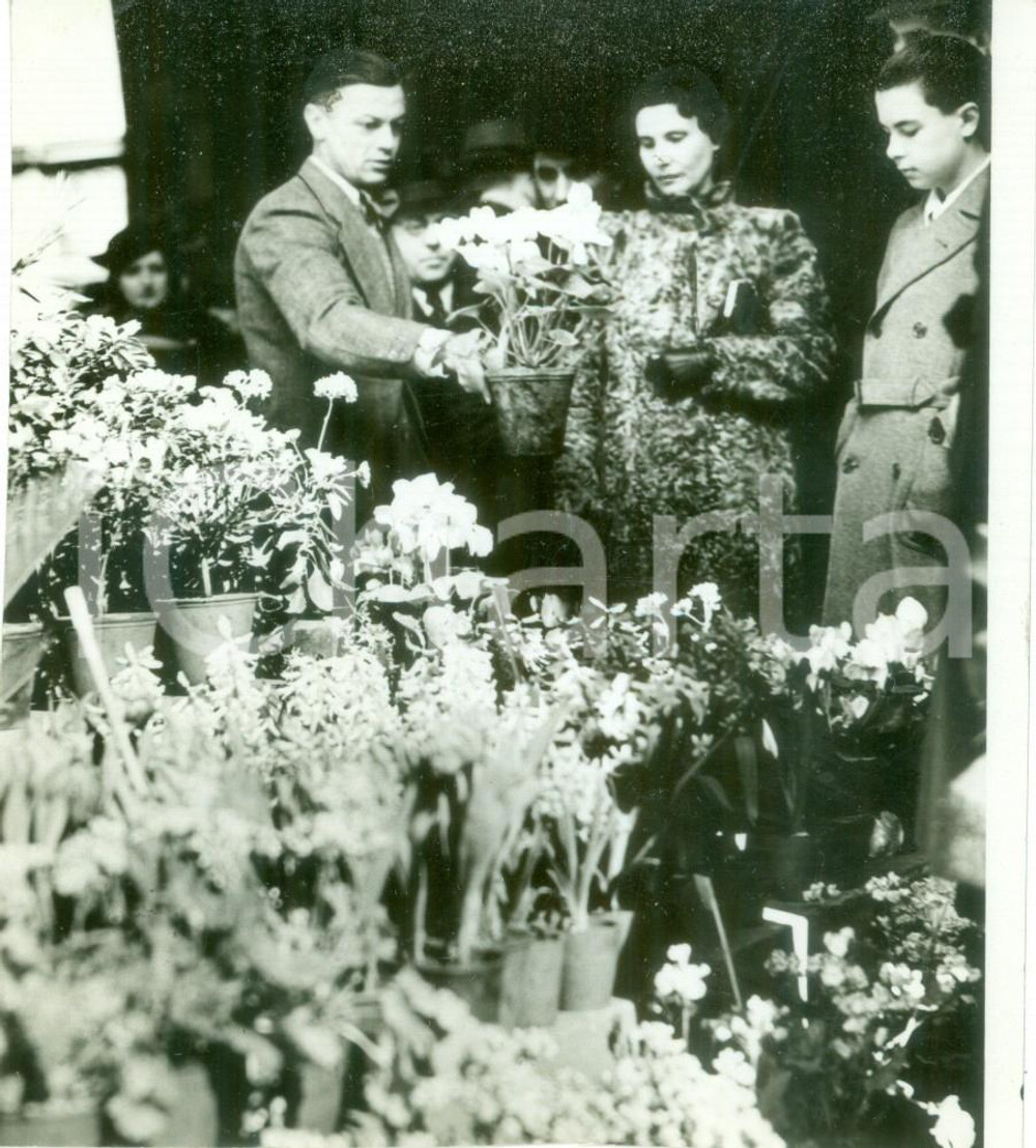 Fotografia d epoca originale 1939 MILANO Esposizione di fiori alla LOGGIA DEI MERCANTI Fotografia 1