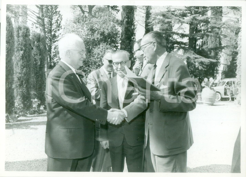 Fotografia d epoca originale 1961 CHIANCIANO TERME Francesco FLORA e Conte Piero LUCIOLI OTTIERI DELLA CIAJA 1