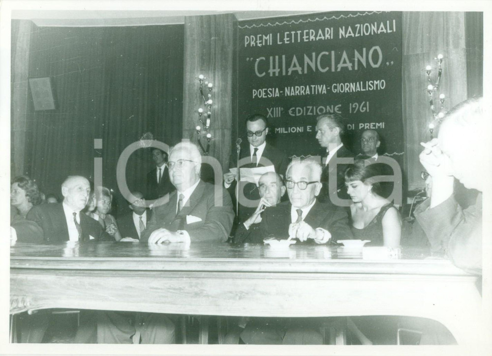 Fotografia d epoca originale 1961 CHIANCIANO TERME Francesco FLORA Premio Nazionale Poesia Giornalismo 1
