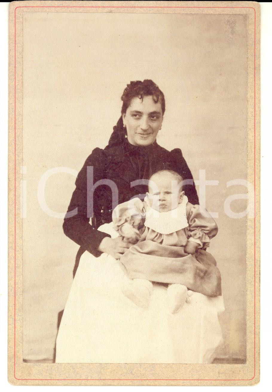 Fotografia d epoca originale 1910 ca AREA FRANCESE Balia con bambino in braccio Fotografia VINTAGE 1