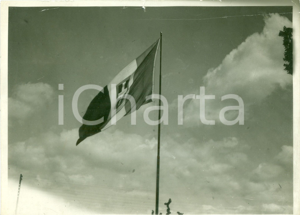 Fotografia d epoca originale 1930 ca ROMA Bandiera del Regno d Italia sventola Fotografia 1