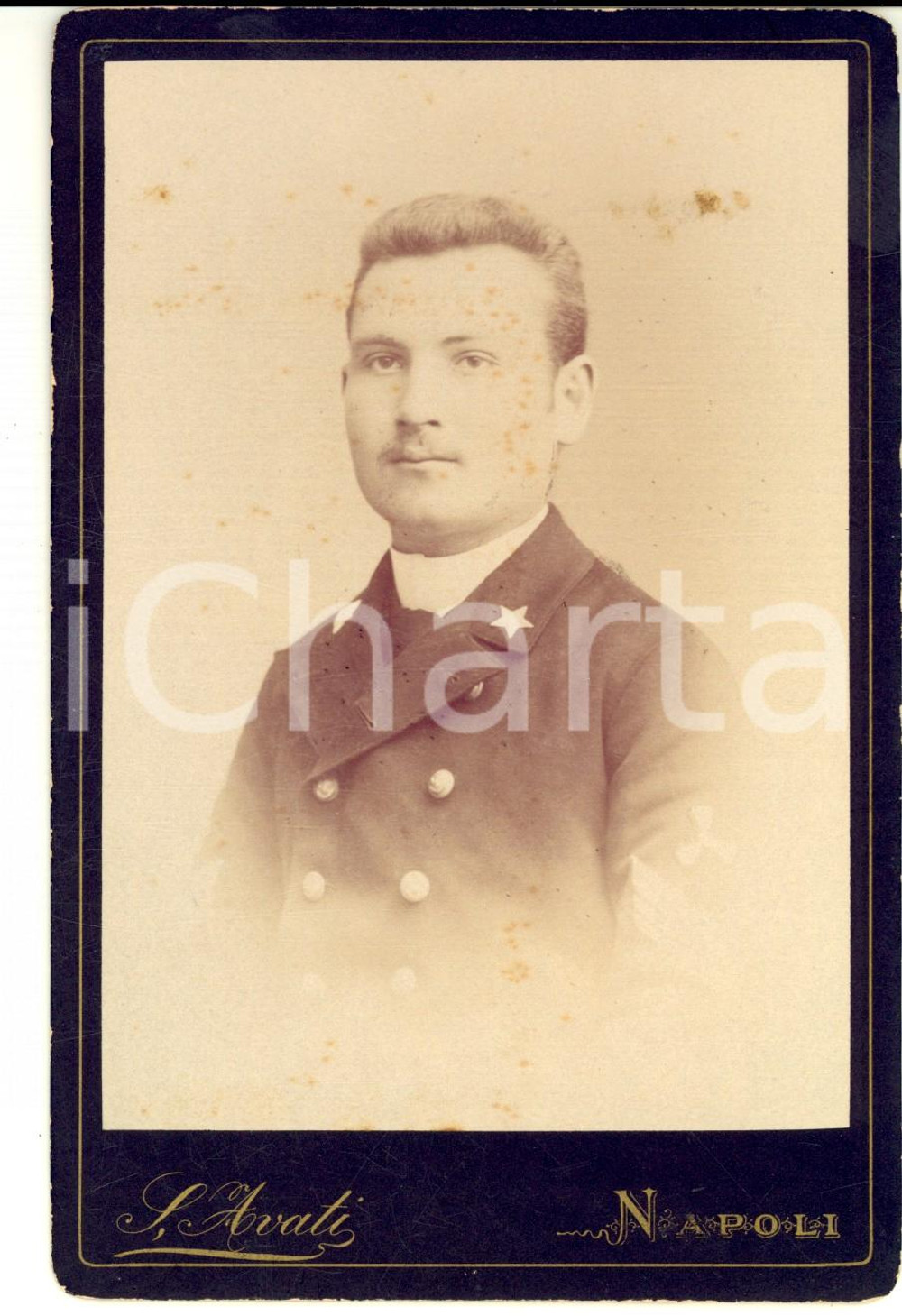 Fotografia d epoca originale 1880 ca NAPOLI Ritratto di ufficiale della REGIA MARINA Fotografia AVATI 11x16 1