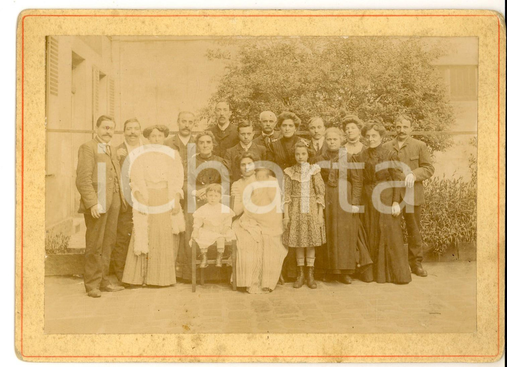Fotografia d epoca originale 1900 ca AREA FRANCESE Ritratto di famiglia per un battesimo Foto VINTAGE 19x13 1