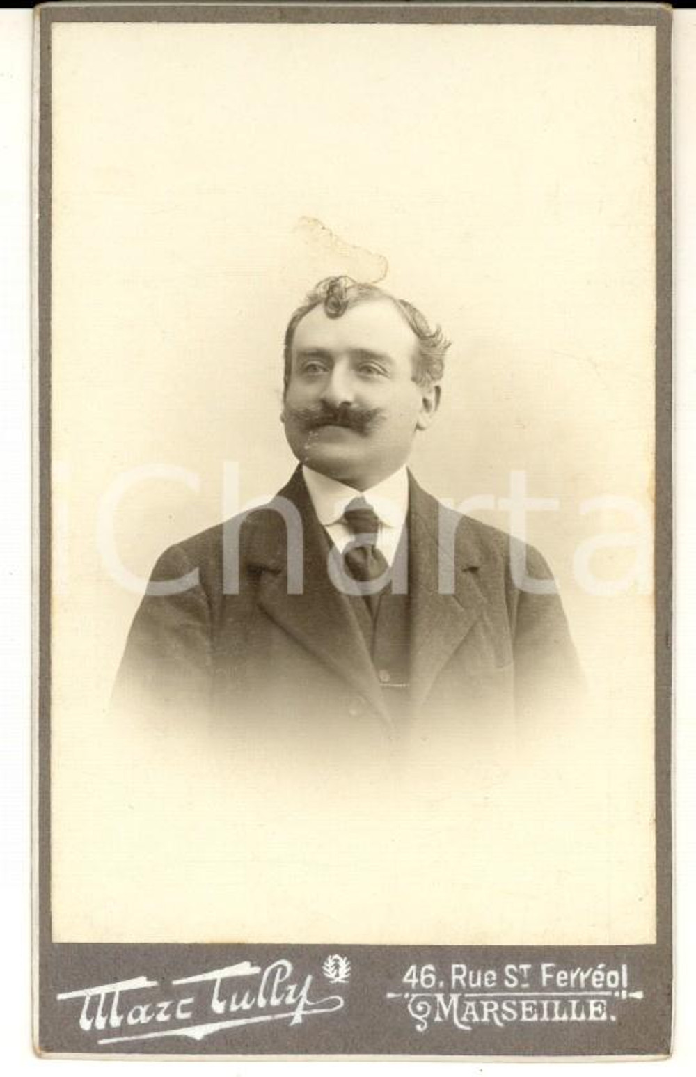 Fotografia d epoca originale 1900 ca MARSEILLE F Ritratto maschile in abito scuro Foto Marc TULLY CDV 1