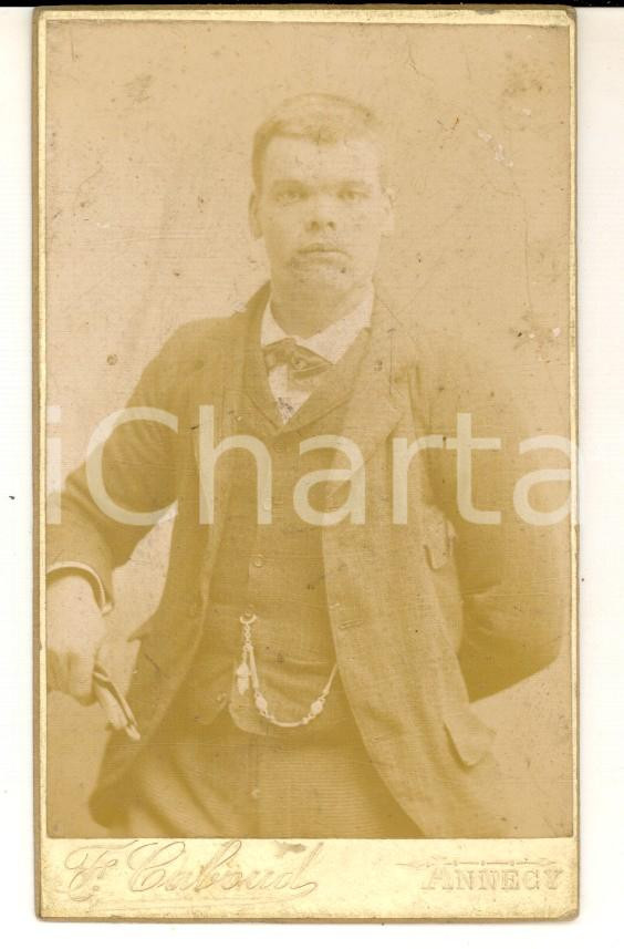 Fotografia d epoca originale 1890 ca ANNECY F Ritratto di studente in abito elegante Foto CABOUD CDV 1