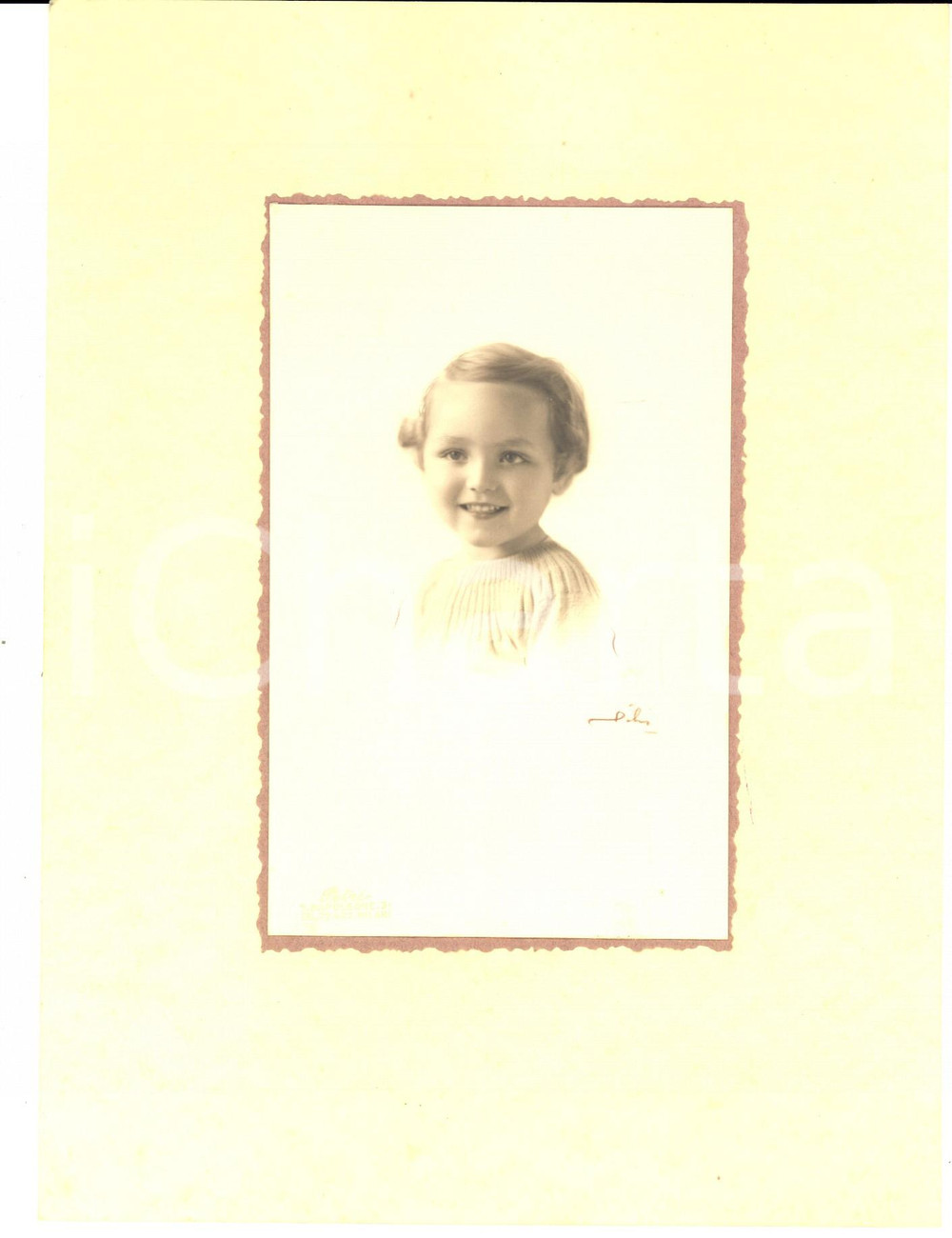 Fotografia d epoca originale 1930 ca MILANO Ritratto di bambina Fotografia PETRI 17x23 cm 1