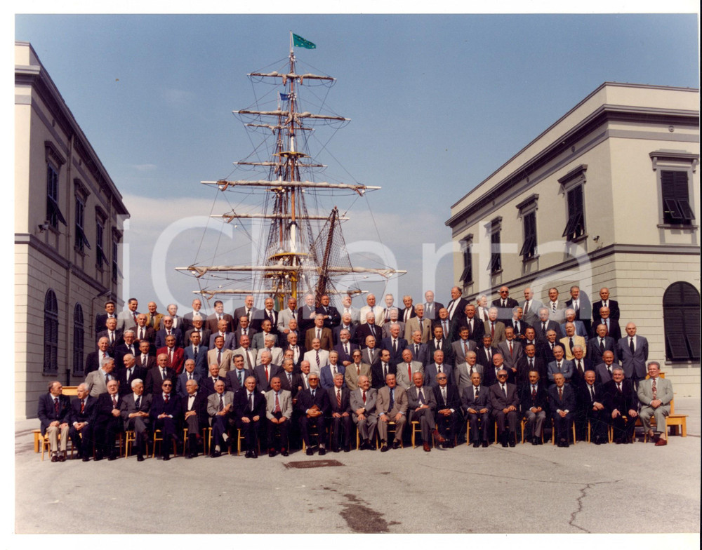 Fotografia d epoca originale 1992 LIVORNO Accademia Navale  Raduno di ex allievi Foto 21x27 cm 1