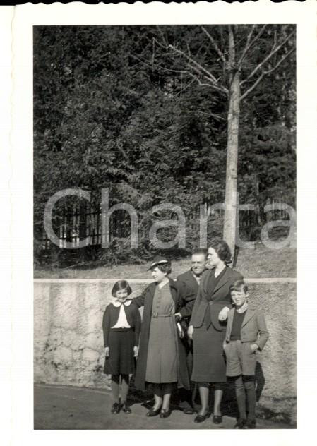 Fotografia d epoca originale 1939 TUTTLINGEN D Una famiglia ai giardini Fotografia VINTAGE 5x8 cm 1