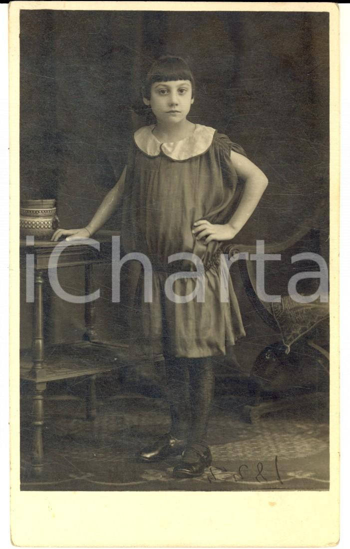 Fotografia d epoca originale 1932 GENOVA Ritratto di bambina in abito di raso Foto cartolina CONTERI 1