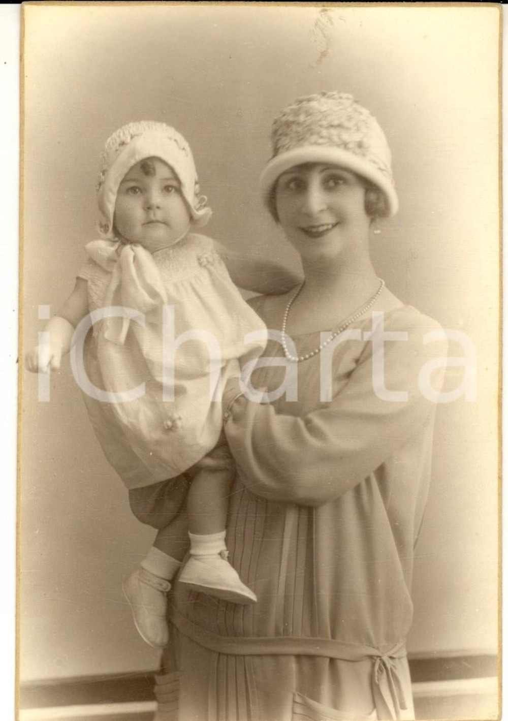 Fotografia d epoca originale 1925 BARCELONA Ritratto di donna con la figlia Foto GARRIGOSA VINTAGE 1