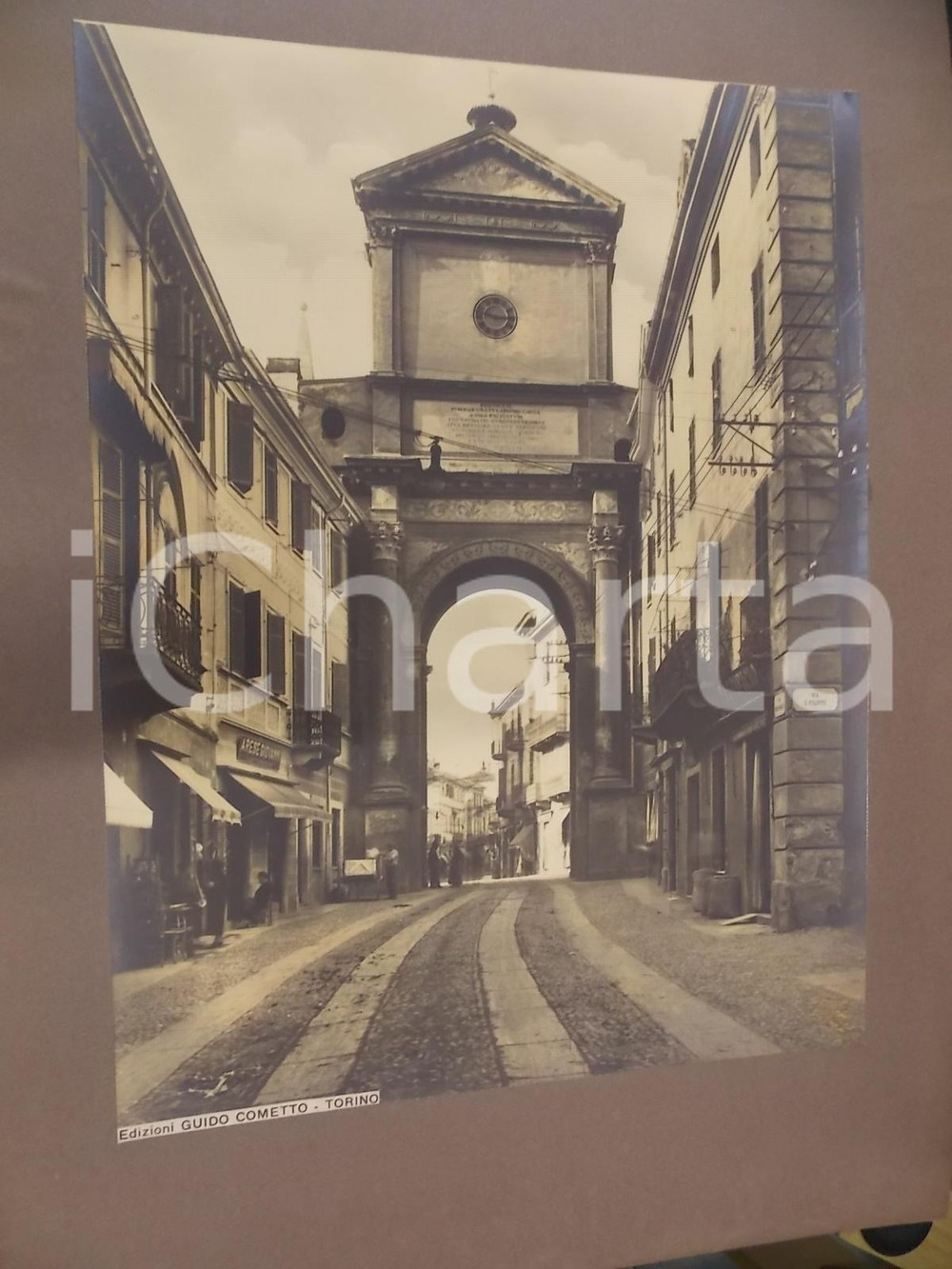 Fotografia d epoca originale 1940 ca CHIERI TO Arco in onore di Emanuele Filiberto Foto ed. Guido COMETTO 1