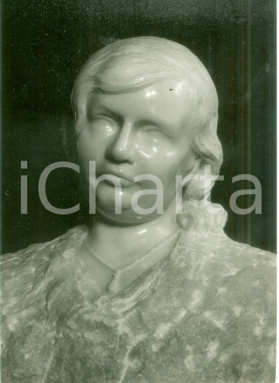 Fotografia d epoca originale 1935 MILANO Giuseppe MOJOLI La moglie dell artista Fotografia coeva del busto 1
