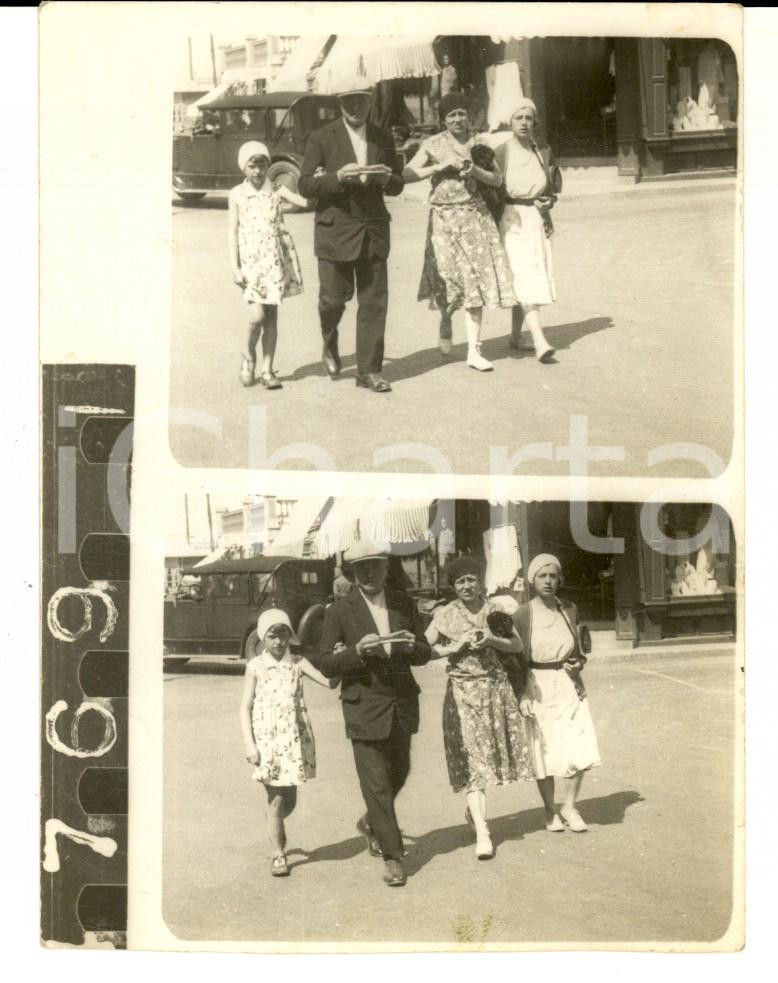 Fotografia d epoca originale 1931 CAYEUXSURMER F Una famiglia a passeggio Foto in sequenza 9x12 cm 1