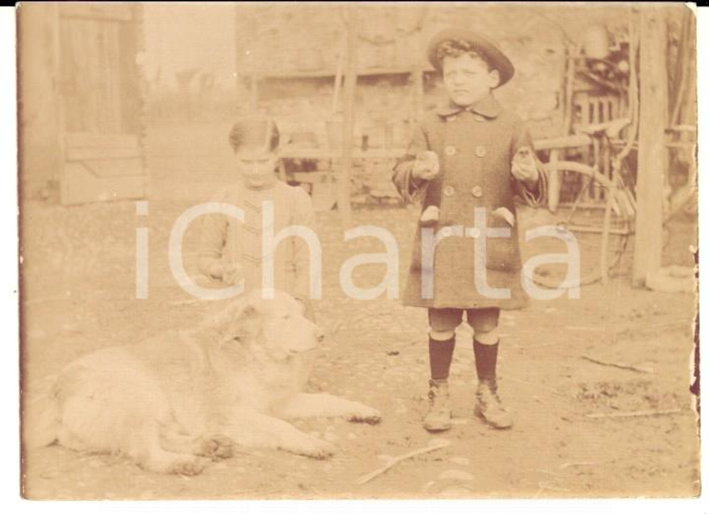 Fotografia d epoca originale PASQUA 1913 COSTUMI Due fratellini con un cane Foto VINTAGE 9x6 cm 1