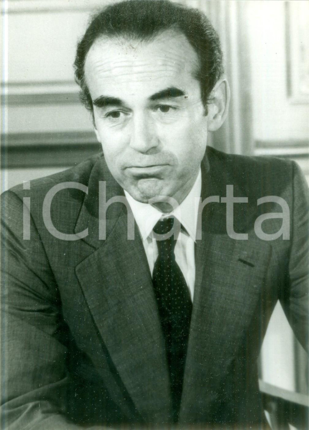 Fotografia d epoca originale 1981 PARIS Ministro Robert BADINTER su abolizione pena di morte Fotografia 1